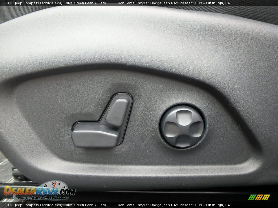 2018 Jeep Compass Latitude 4x4 Olive Green Pearl / Black Photo #14