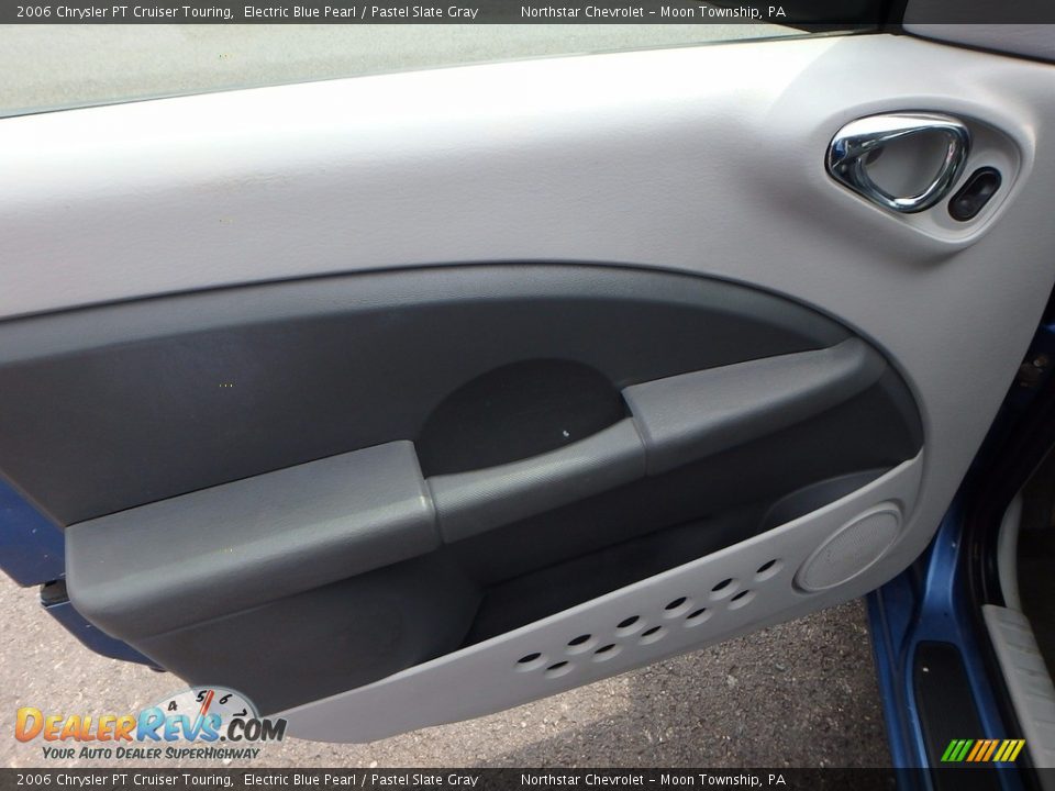 2006 Chrysler PT Cruiser Touring Electric Blue Pearl / Pastel Slate Gray Photo #11