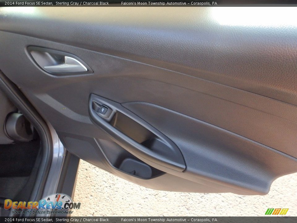 2014 Ford Focus SE Sedan Sterling Gray / Charcoal Black Photo #15