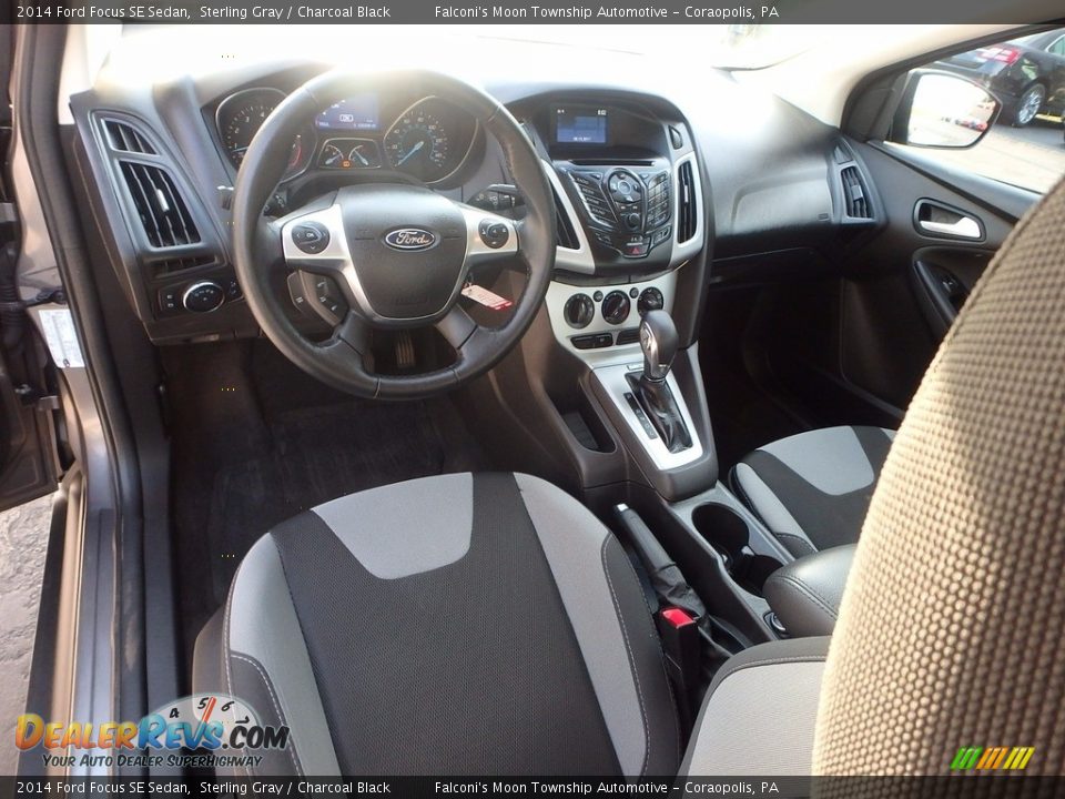 2014 Ford Focus SE Sedan Sterling Gray / Charcoal Black Photo #18