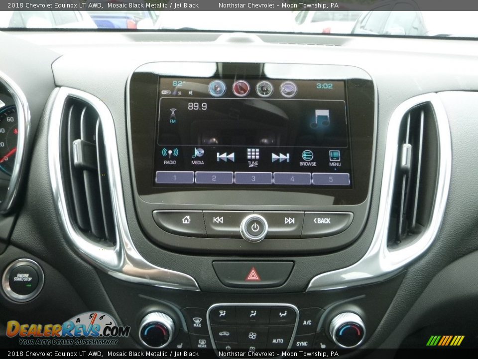 2018 Chevrolet Equinox LT AWD Mosaic Black Metallic / Jet Black Photo #19