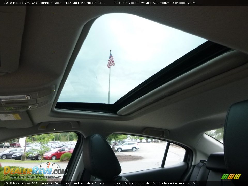2018 Mazda MAZDA3 Touring 4 Door Titanium Flash Mica / Black Photo #13