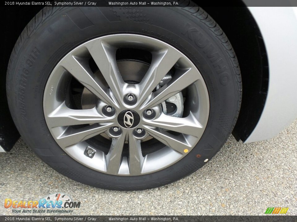 2018 Hyundai Elantra SEL Symphony Silver / Gray Photo #3