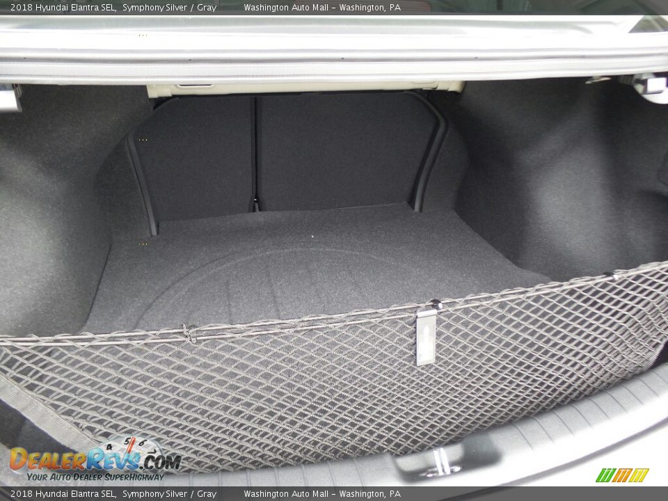 2018 Hyundai Elantra SEL Trunk Photo #12