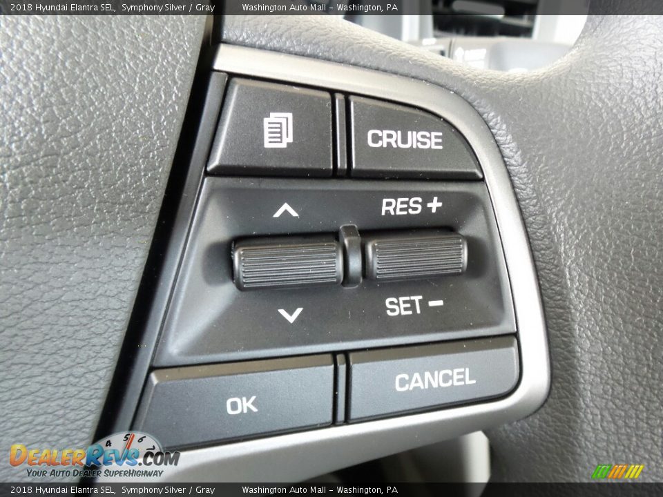 Controls of 2018 Hyundai Elantra SEL Photo #23