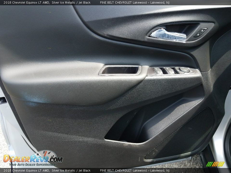 2018 Chevrolet Equinox LT AWD Silver Ice Metallic / Jet Black Photo #8