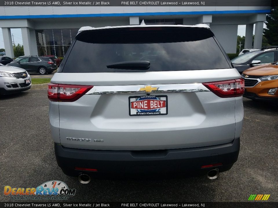 2018 Chevrolet Traverse LS AWD Silver Ice Metallic / Jet Black Photo #5