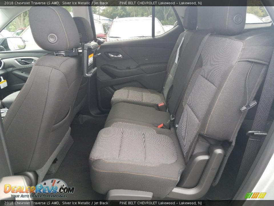 2018 Chevrolet Traverse LS AWD Silver Ice Metallic / Jet Black Photo #6