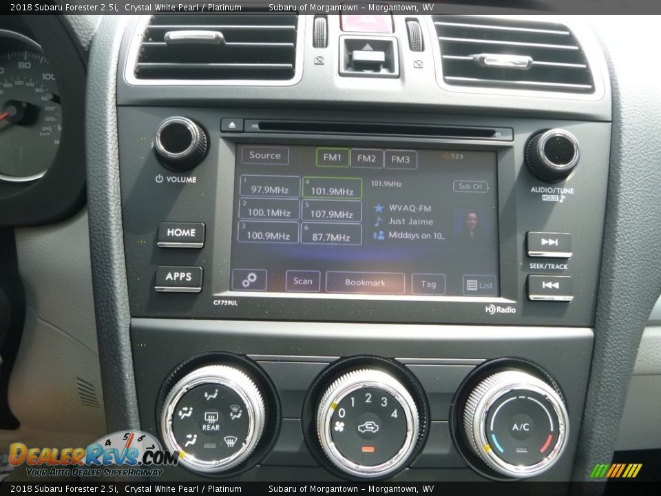 2018 Subaru Forester 2.5i Crystal White Pearl / Platinum Photo #17