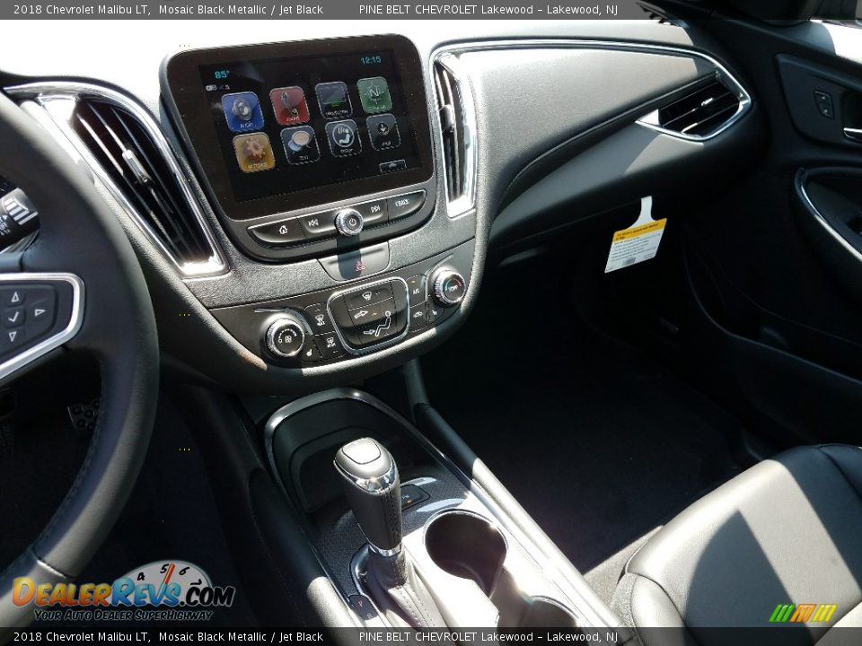 2018 Chevrolet Malibu LT Mosaic Black Metallic / Jet Black Photo #10