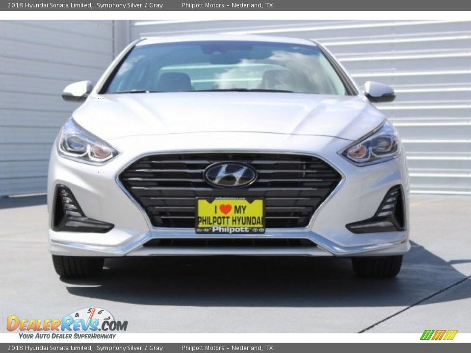 2018 Hyundai Sonata Limited Symphony Silver / Gray Photo #2