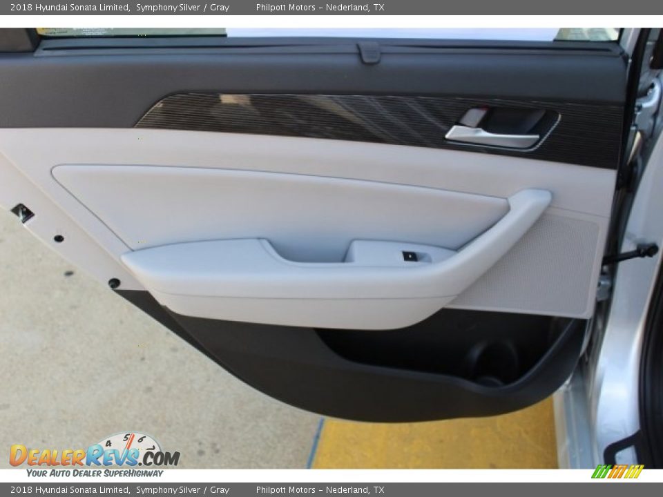 2018 Hyundai Sonata Limited Symphony Silver / Gray Photo #24