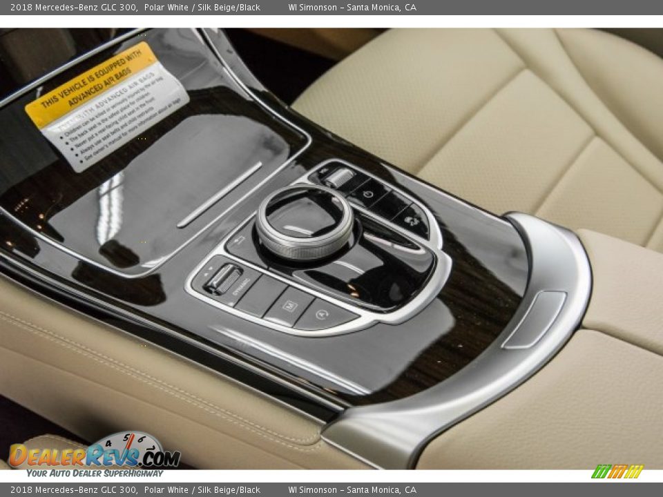 2018 Mercedes-Benz GLC 300 Polar White / Silk Beige/Black Photo #7