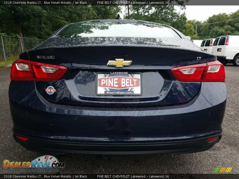 2018 Chevrolet Malibu LT Blue Velvet Metallic / Jet Black Photo #5