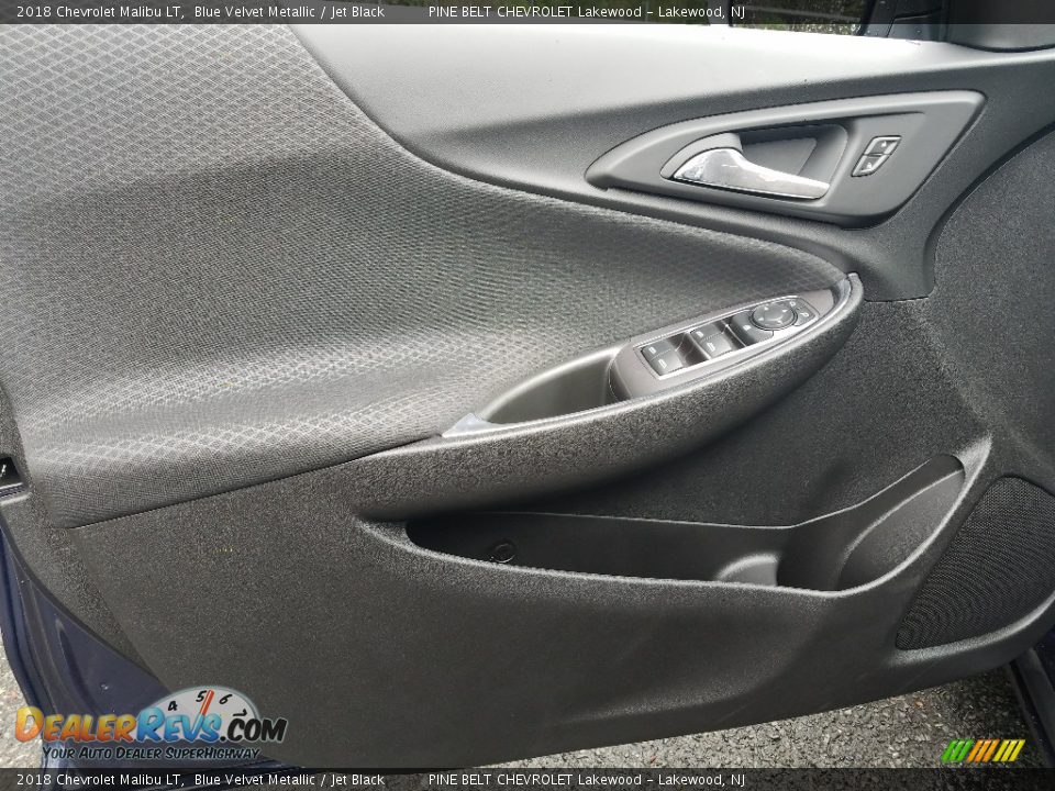 2018 Chevrolet Malibu LT Blue Velvet Metallic / Jet Black Photo #6