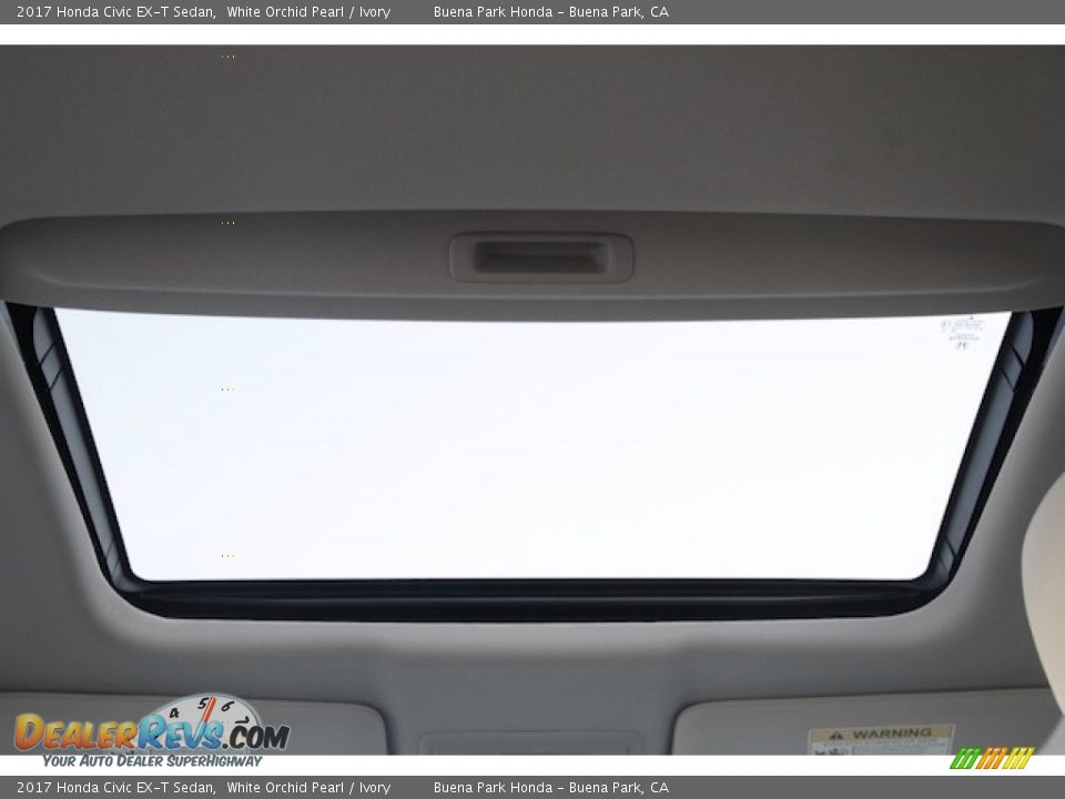 2017 Honda Civic EX-T Sedan White Orchid Pearl / Ivory Photo #14