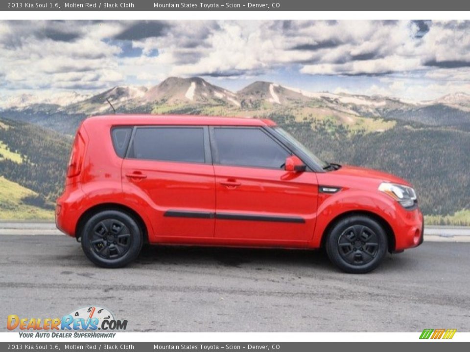 2013 Kia Soul 1.6 Molten Red / Black Cloth Photo #2