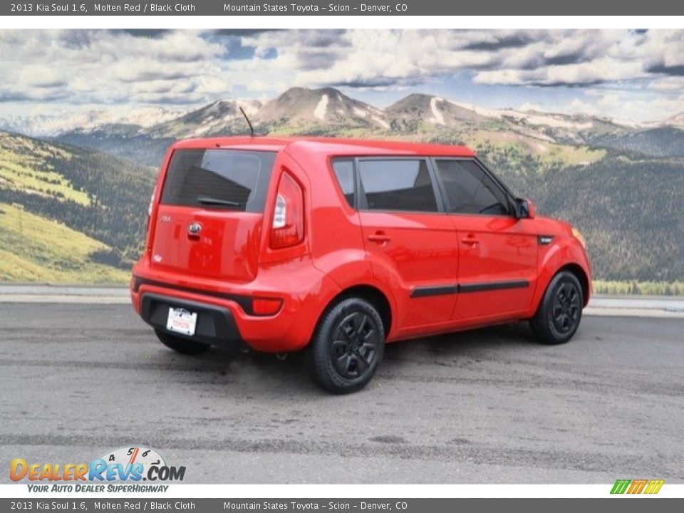 2013 Kia Soul 1.6 Molten Red / Black Cloth Photo #3