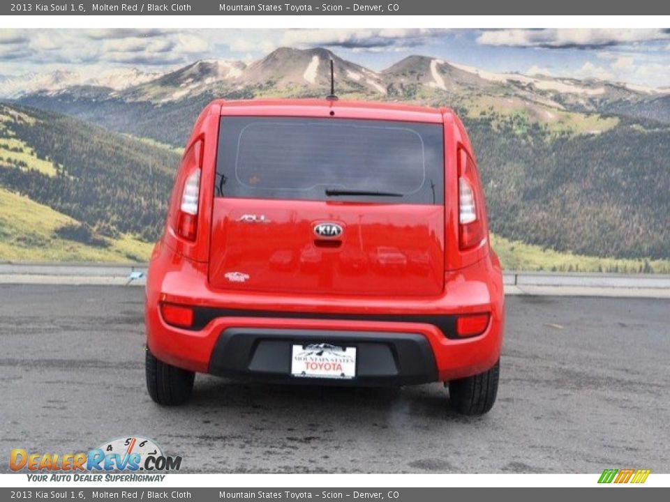 2013 Kia Soul 1.6 Molten Red / Black Cloth Photo #9