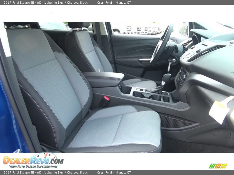 2017 Ford Escape SE 4WD Lightning Blue / Charcoal Black Photo #24