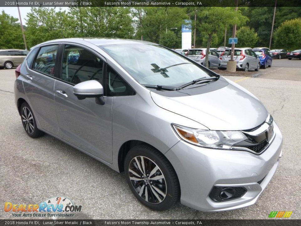 Front 3/4 View of 2018 Honda Fit EX Photo #5