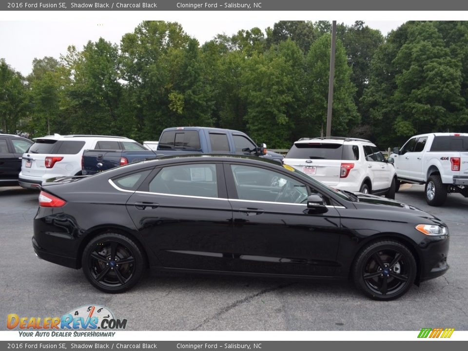 2016 Ford Fusion SE Shadow Black / Charcoal Black Photo #2