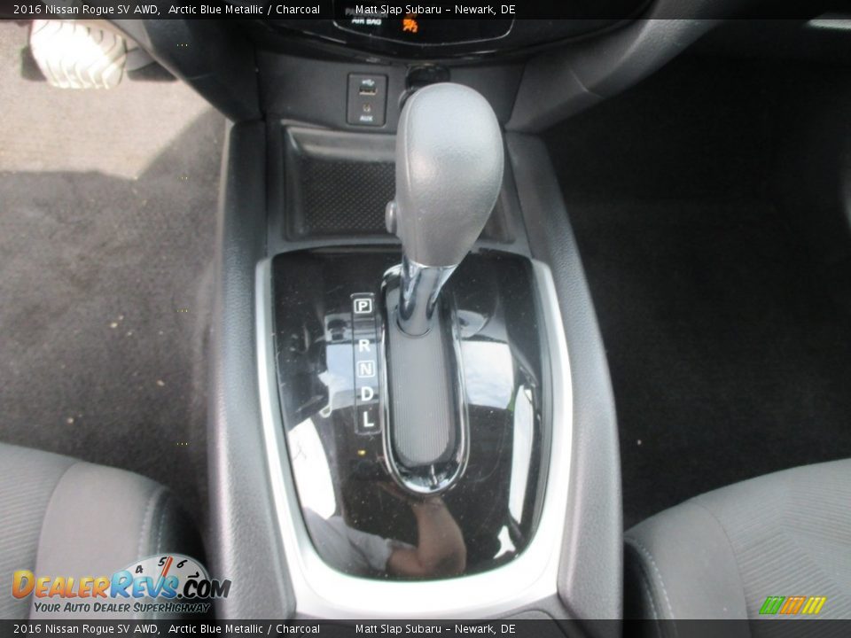 2016 Nissan Rogue SV AWD Arctic Blue Metallic / Charcoal Photo #25