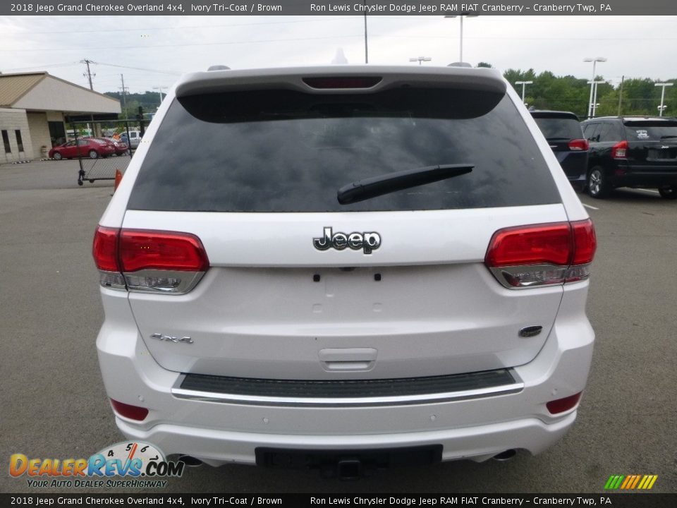 2018 Jeep Grand Cherokee Overland 4x4 Ivory Tri-Coat / Brown Photo #4