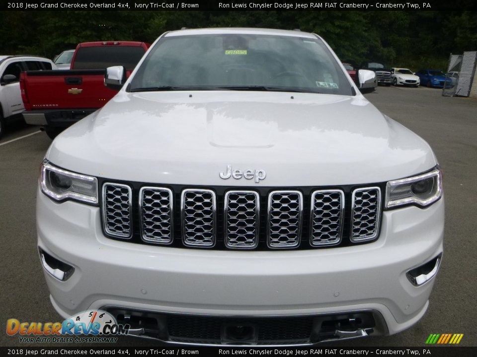 2018 Jeep Grand Cherokee Overland 4x4 Ivory Tri-Coat / Brown Photo #7