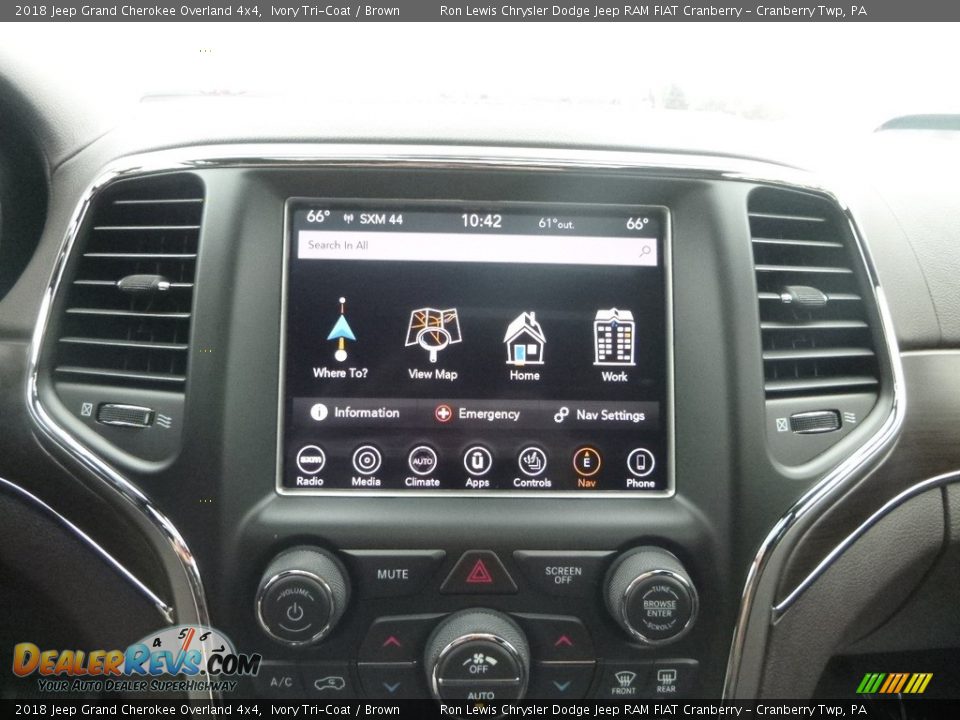 2018 Jeep Grand Cherokee Overland 4x4 Ivory Tri-Coat / Brown Photo #15