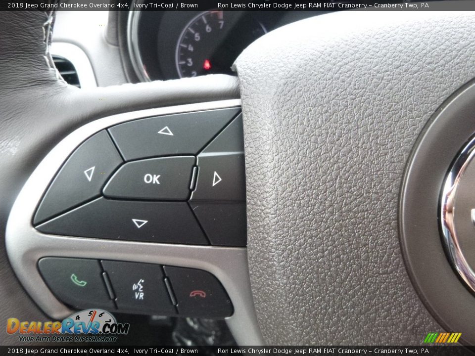2018 Jeep Grand Cherokee Overland 4x4 Ivory Tri-Coat / Brown Photo #19