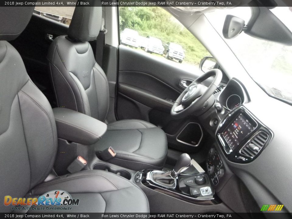 2018 Jeep Compass Limited 4x4 White / Black Photo #10