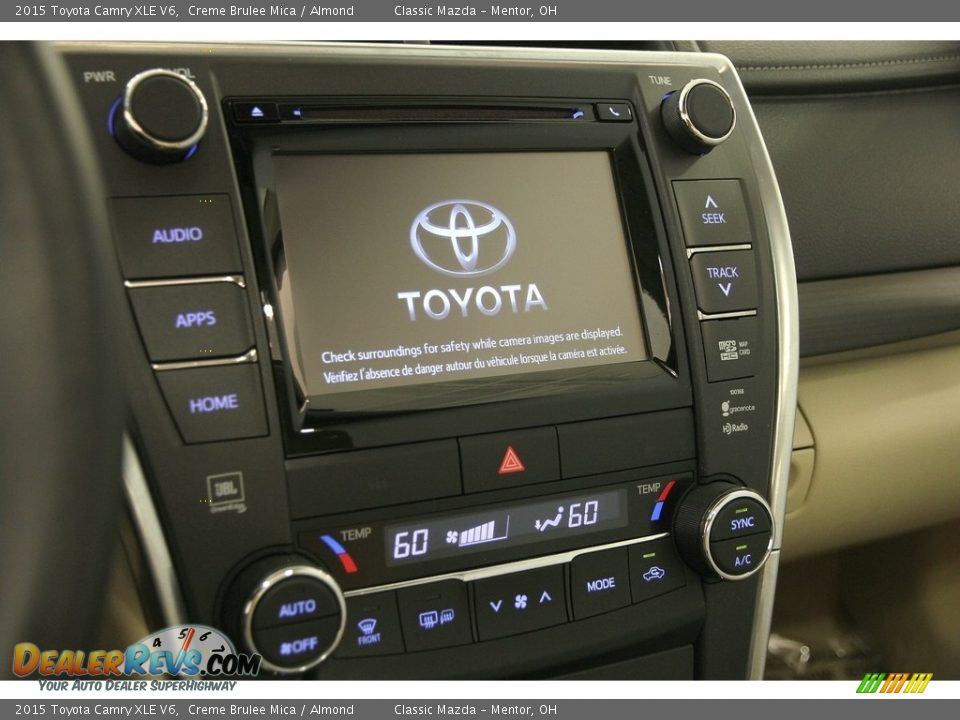 Controls of 2015 Toyota Camry XLE V6 Photo #12