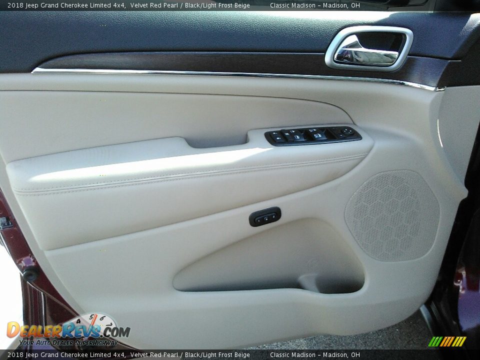 2018 Jeep Grand Cherokee Limited 4x4 Velvet Red Pearl / Black/Light Frost Beige Photo #6
