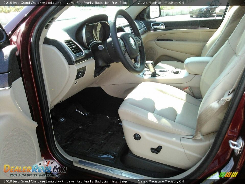 2018 Jeep Grand Cherokee Limited 4x4 Velvet Red Pearl / Black/Light Frost Beige Photo #7