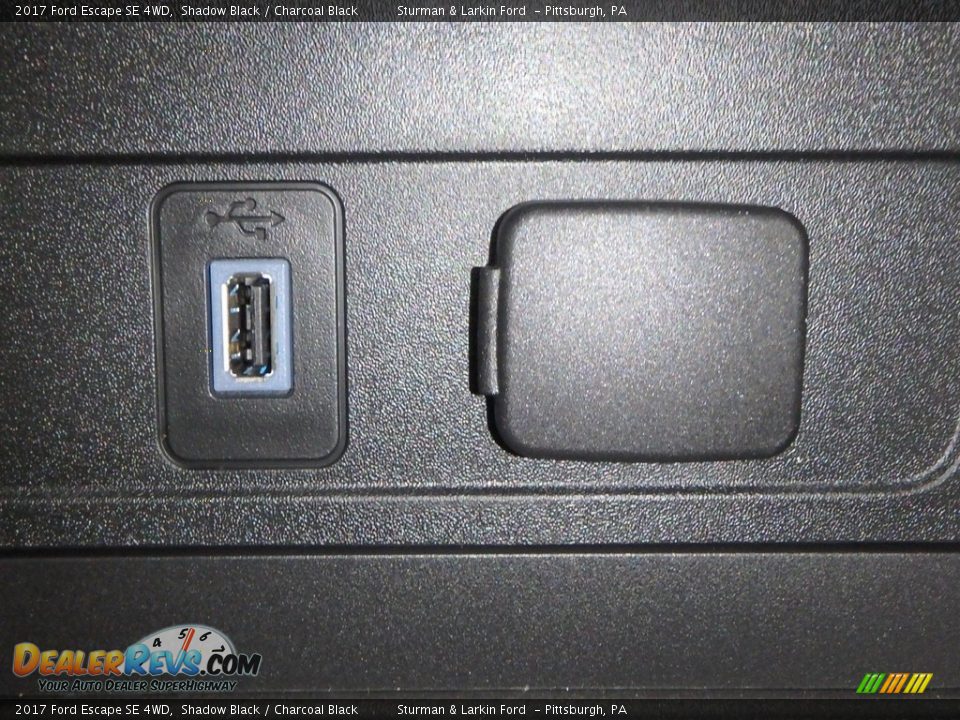 2017 Ford Escape SE 4WD Shadow Black / Charcoal Black Photo #15
