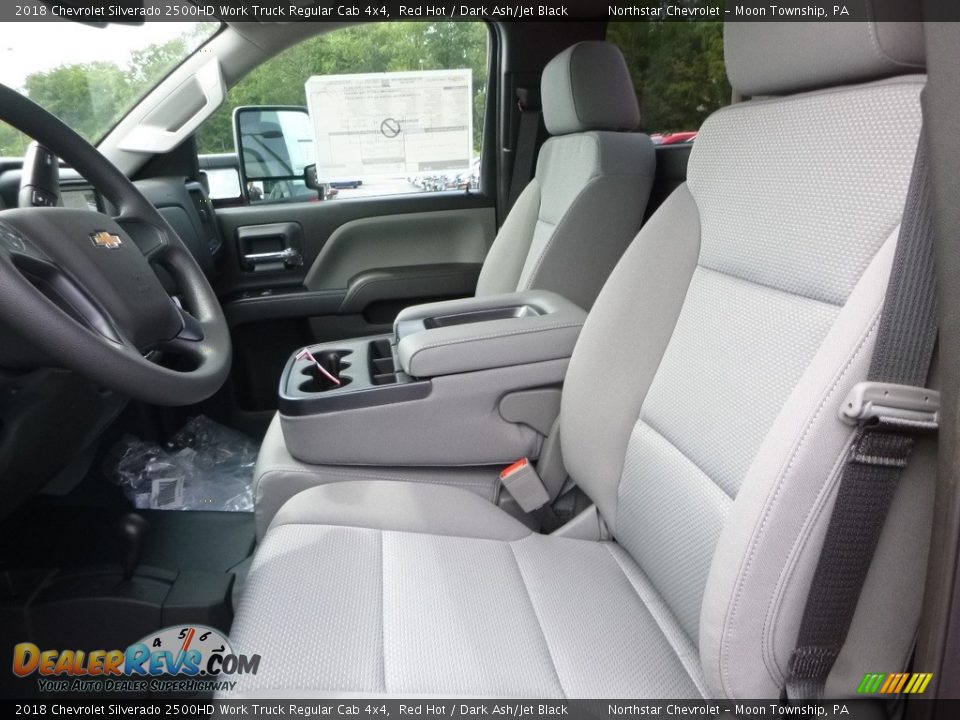 Front Seat of 2018 Chevrolet Silverado 2500HD Work Truck Regular Cab 4x4 Photo #15