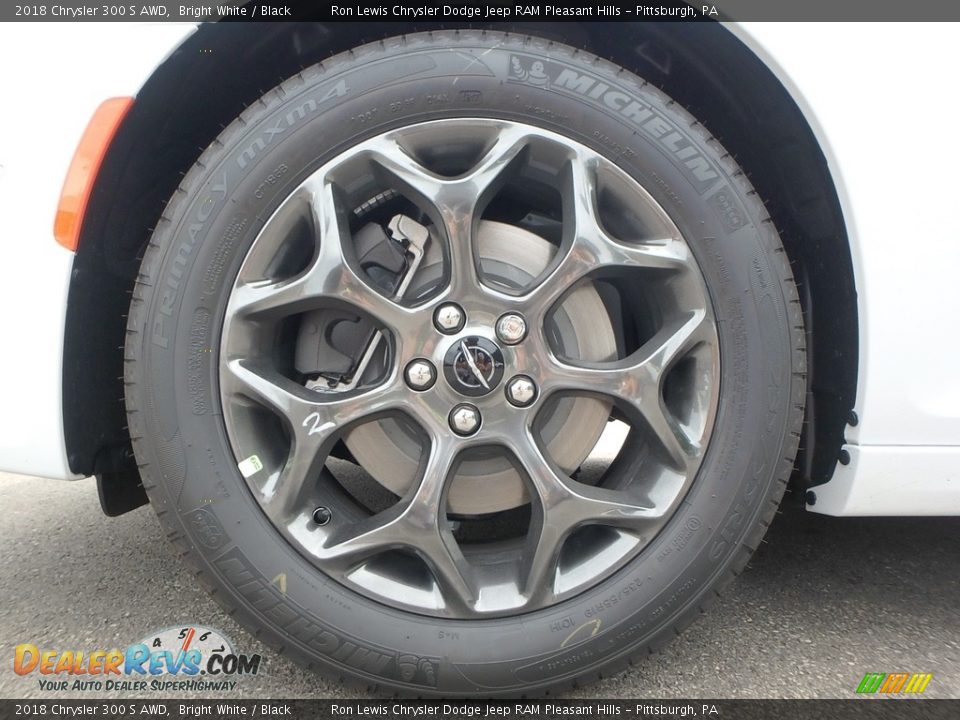 2018 Chrysler 300 S AWD Wheel Photo #9