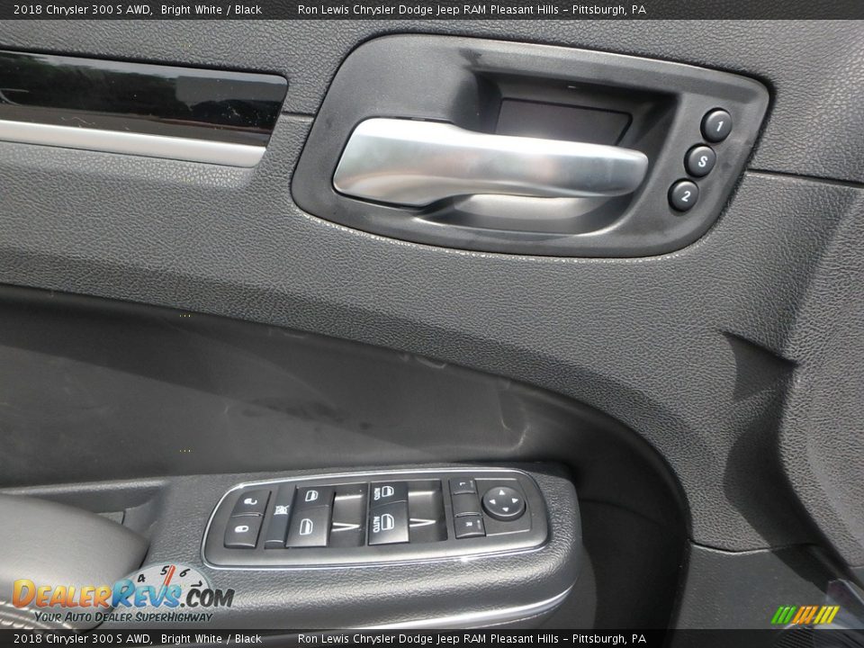 2018 Chrysler 300 S AWD Bright White / Black Photo #13
