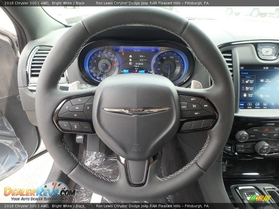 2018 Chrysler 300 S AWD Steering Wheel Photo #20