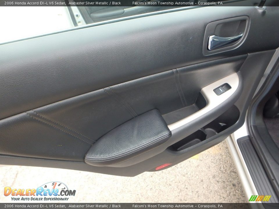 2006 Honda Accord EX-L V6 Sedan Alabaster Silver Metallic / Black Photo #18