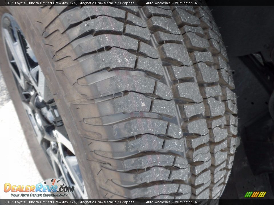 2017 Toyota Tundra Limited CrewMax 4x4 Magnetic Gray Metallic / Graphite Photo #9