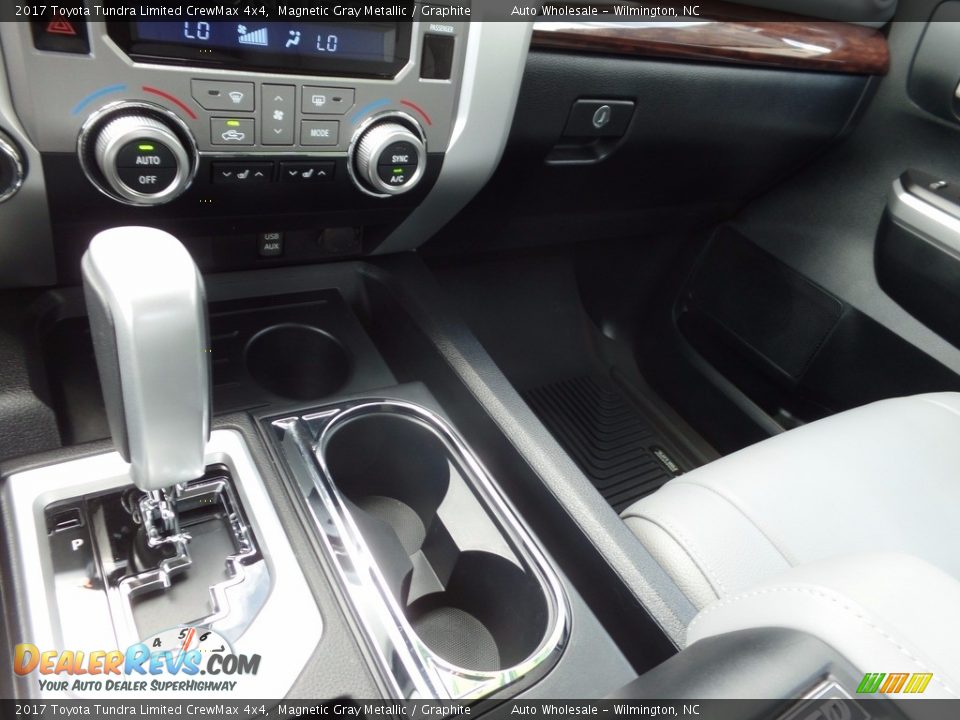 2017 Toyota Tundra Limited CrewMax 4x4 Magnetic Gray Metallic / Graphite Photo #19