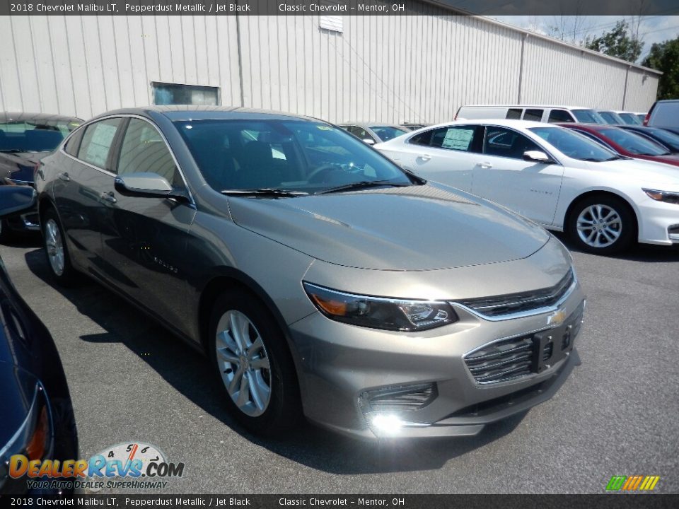 2018 Chevrolet Malibu LT Pepperdust Metallic / Jet Black Photo #3