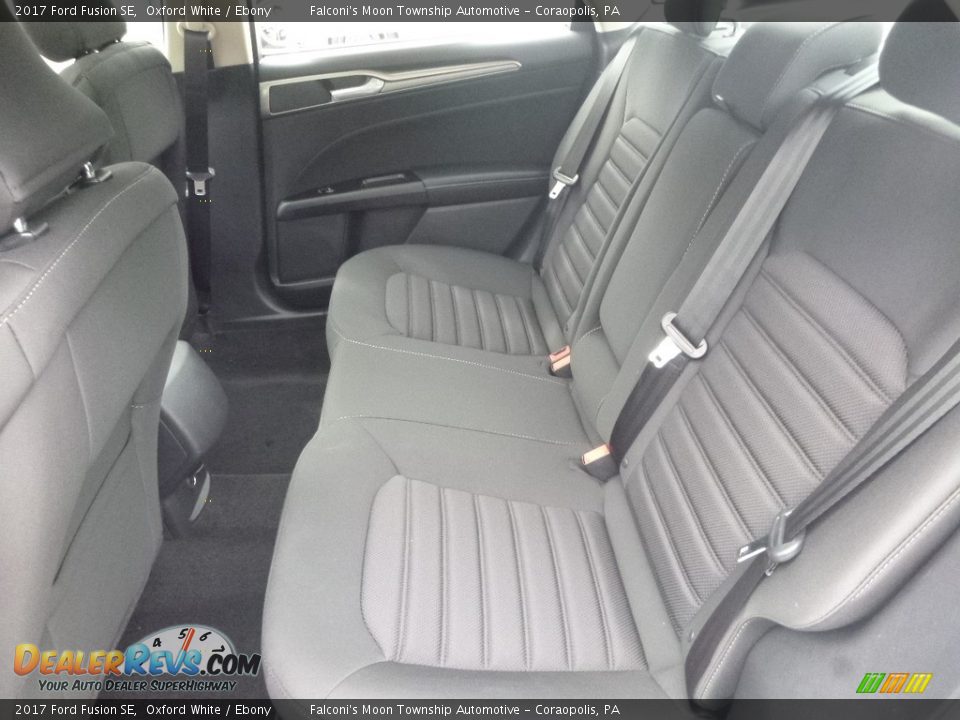 2017 Ford Fusion SE Oxford White / Ebony Photo #8