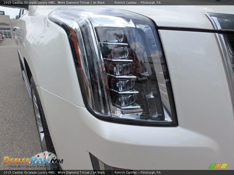 2015 Cadillac Escalade Luxury 4WD White Diamond Tricoat / Jet Black Photo #10