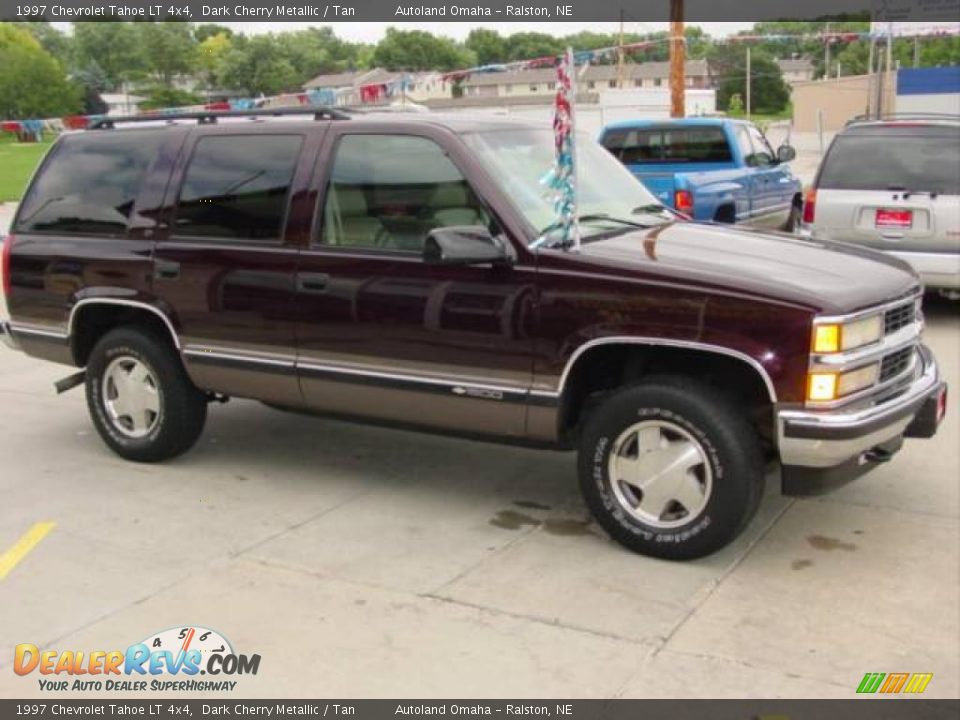 1997 Chevrolet Tahoe LT 4x4 Dark Cherry Metallic / Tan Photo #3