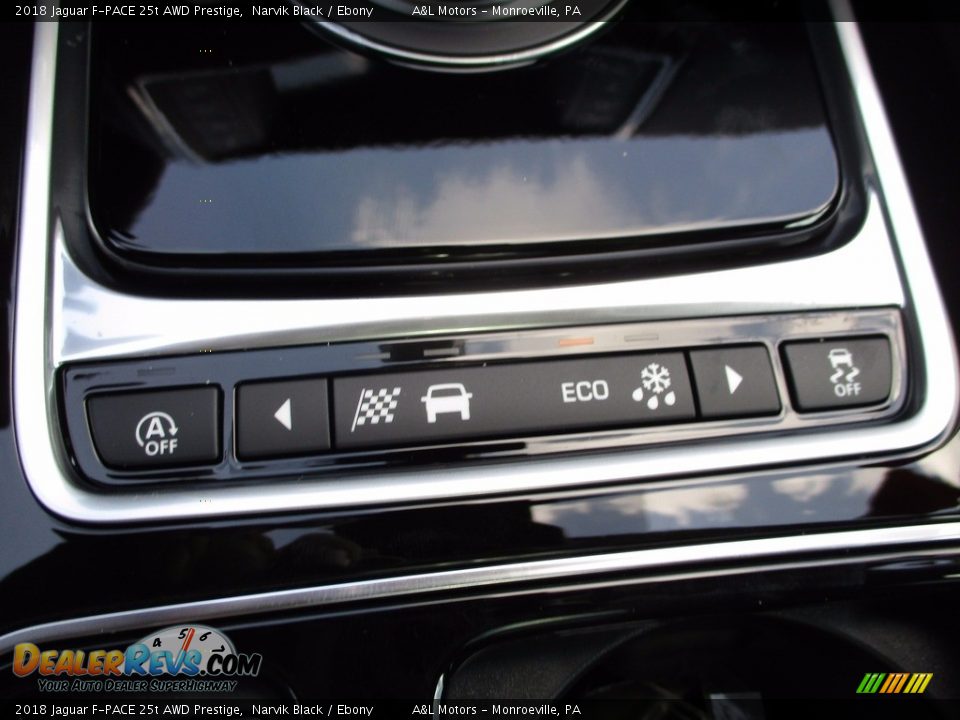 2018 Jaguar F-PACE 25t AWD Prestige Narvik Black / Ebony Photo #18