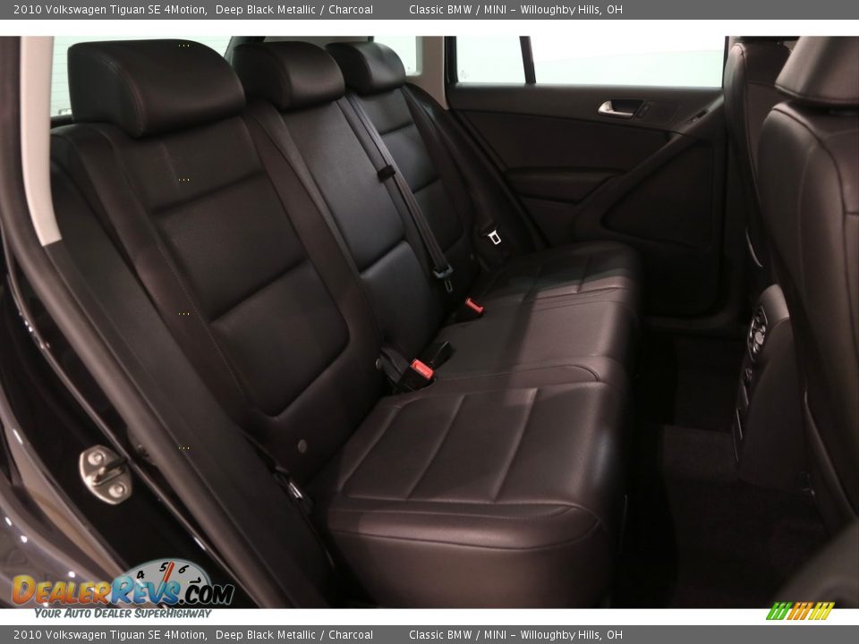 2010 Volkswagen Tiguan SE 4Motion Deep Black Metallic / Charcoal Photo #17