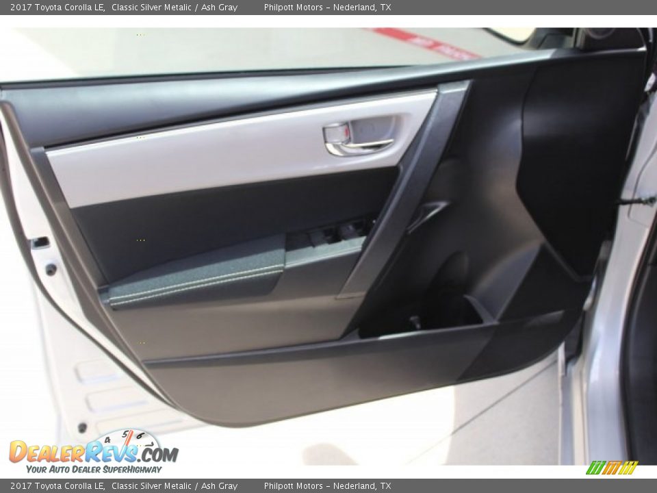 2017 Toyota Corolla LE Classic Silver Metalic / Ash Gray Photo #8